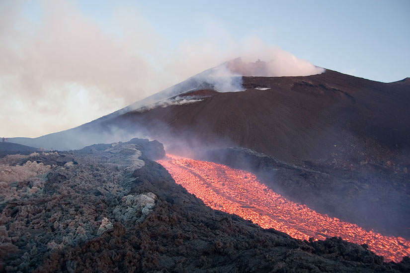 Ätna Ausbruch 2006 - Lavafluss